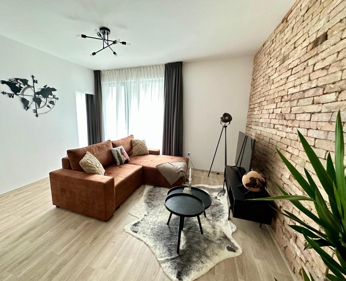 Cityscape Apartment ~ Ac/Indoor Parking/Balcony Budapesta Exterior foto